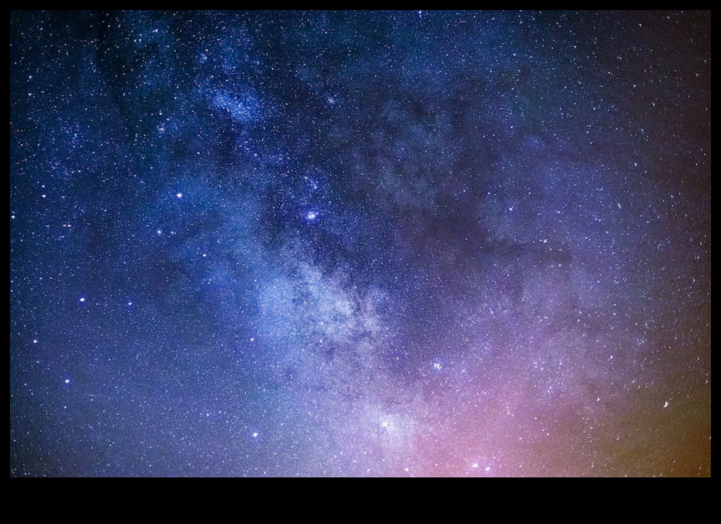 Ουράνια Αρμονία: Ουράνια Τραγούδια που Αντηχούν Μέσα από Νεφελώδη Βασίλεια στο Κοσμικό Σύμπαν