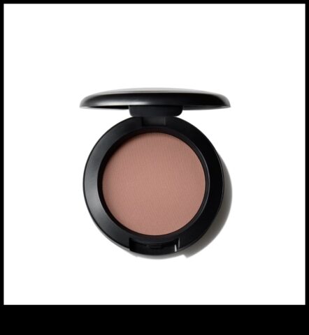 Αρμονία πούδρας και ρουζ Επιτυγχάνοντας ένα φυσικό και λαμπερό ξέπλυμα με ευκολία