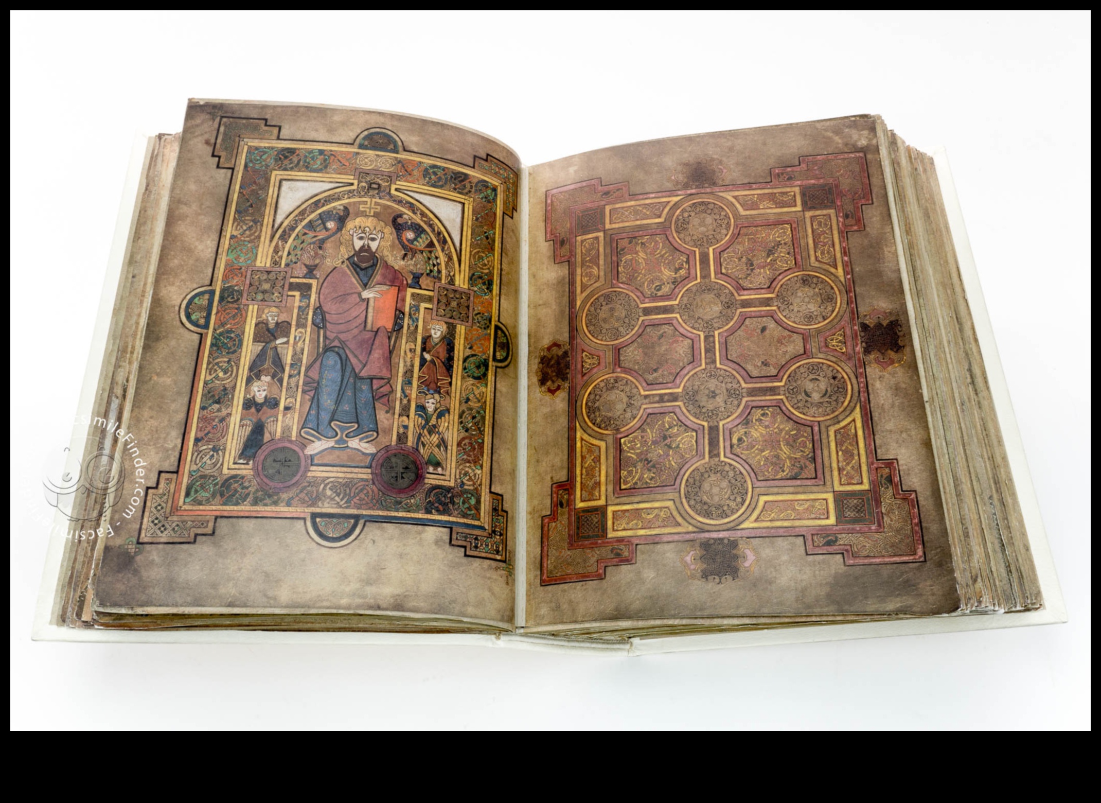 Book of Kells: Illumination and Artistry in Gothic Manuscripts