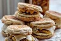 Autumn Breakfast Sandwich Ideas for Cozy Mornings