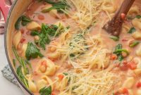 Tuscan Tomato, White Bean & Tortellini Soup Recipe