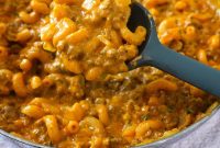 One-Pot Homemade Cheeseburger Skillet with Pasta
