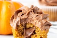 Nutella Pumpkin Cupcakes Recipe with Spiced Cream Cheese Frosting