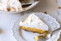 Lemon Meringue Pie Recipe with Flaky Crust and Tangy Filling