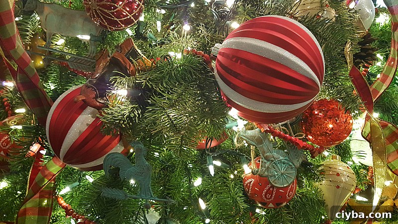 Julefest Christmas Tree Ornaments