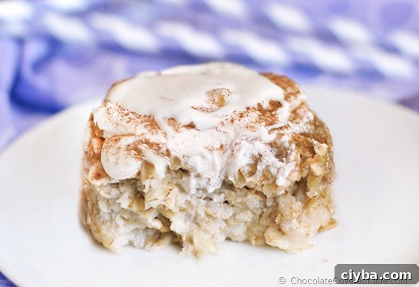 Cinnamon roll baked oatmeal