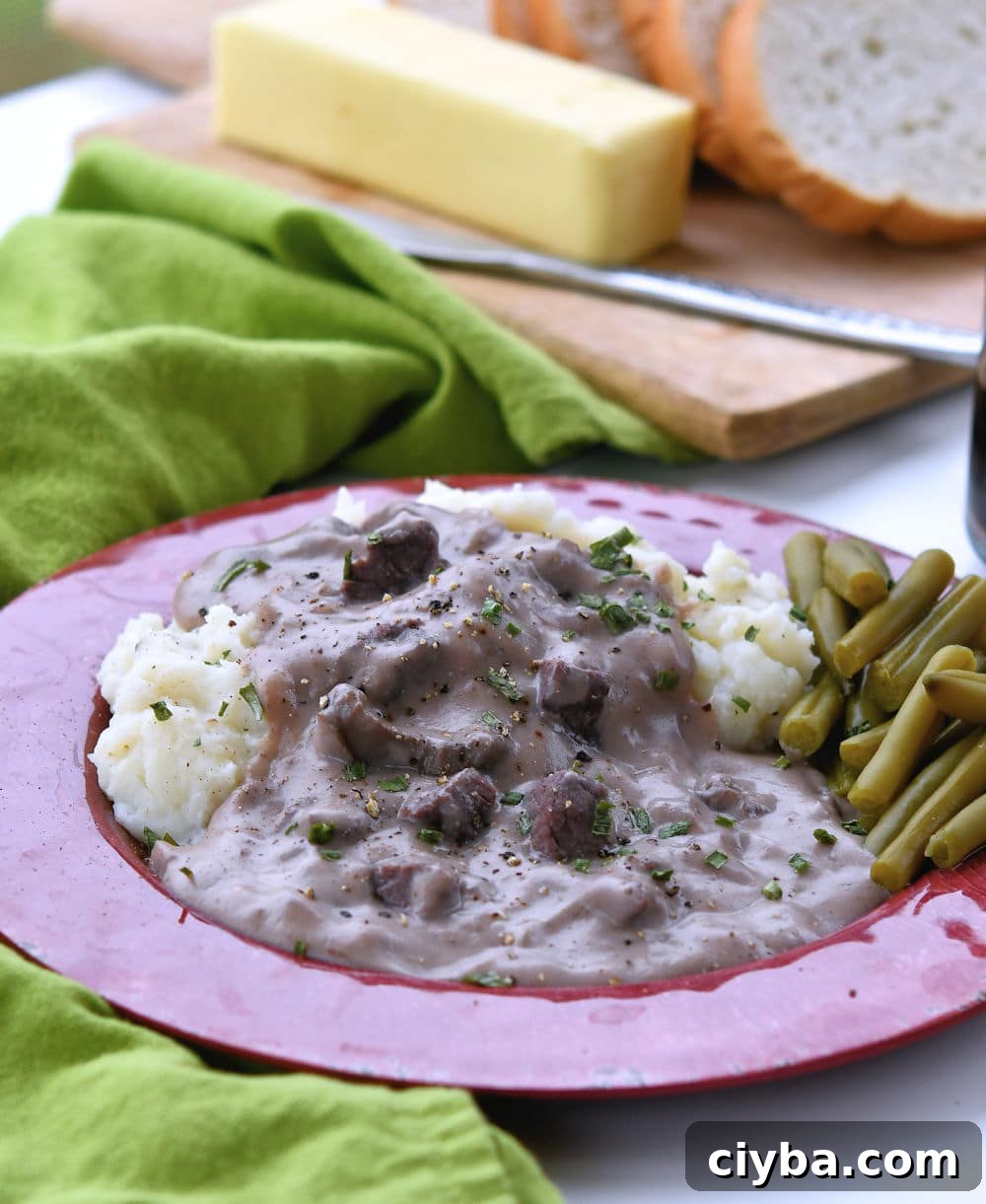 24Bite: Slow Cooker Beef and Mushrooms Recipe by Christian Guzman