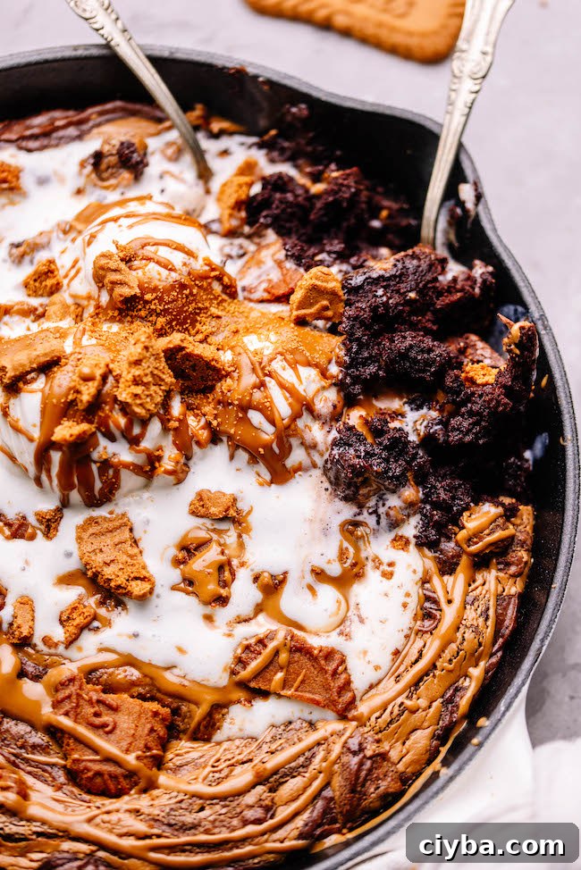 Cookie Butter Skillet Brownie Recipe — Gooey, Crunchy & Quick 10 Skillet brownie served with ice cream