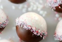 Peppermint Hot Chocolate Bombs: Step-by-Step Holiday Recipe