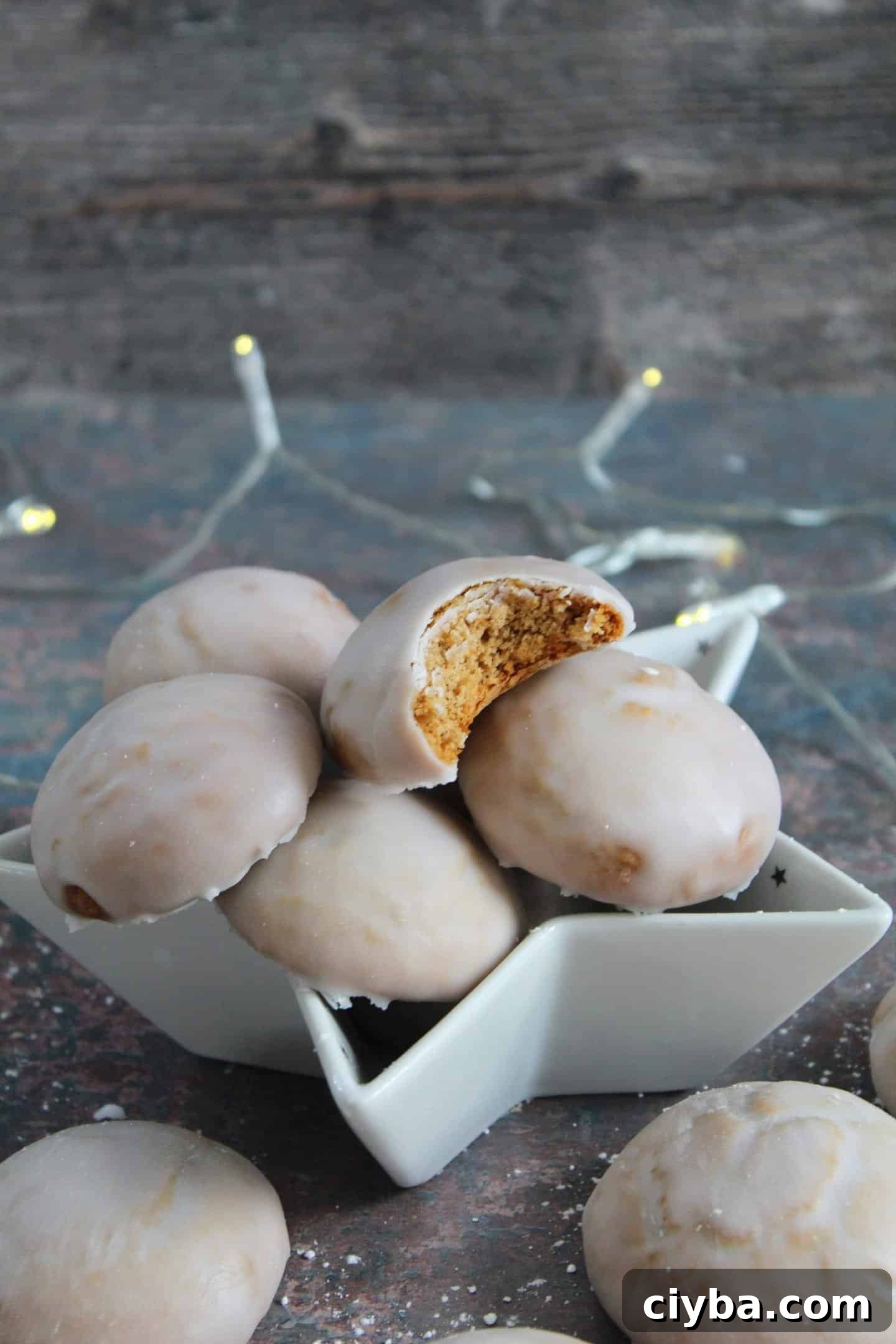 Gluten-Free Lebkuchen: Soft German Gingerbread Cookies 4 gluten free lebkuchen