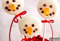 How to Make Dairy-Free Snowman Cookie Pops